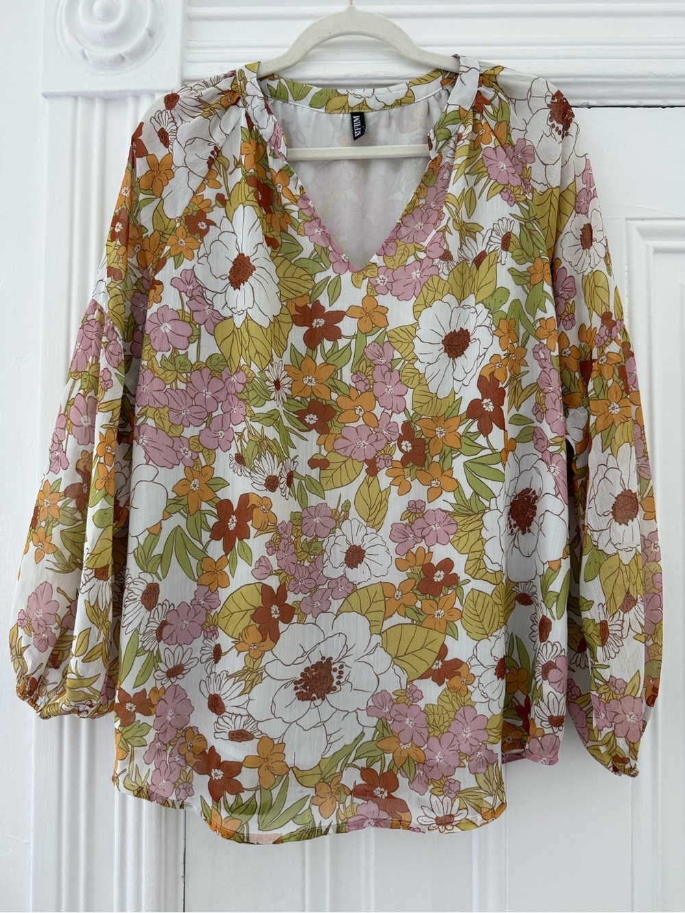 BYFBM Floral V-Neck Balloon Sleeve Blouse in Yellow & Orange - Picture 3 of 9